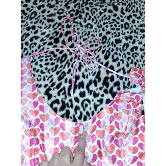 Lucy In The Sky Pink and Red Hearts Short Romper Medium Women's *sm flaw - Picture 7 of 7